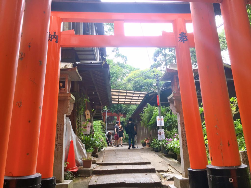 稲荷山 三ツ辻