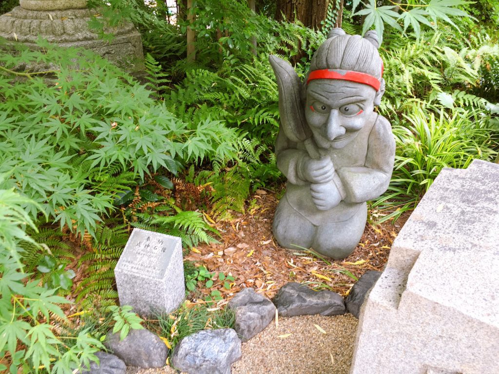 晴明神社　式神像